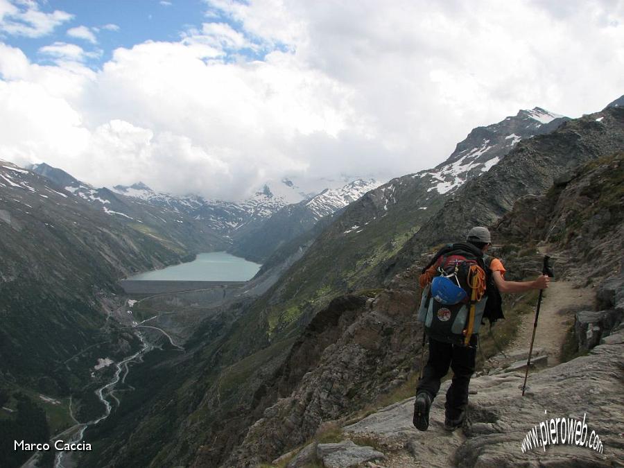 02_Verso il rifugio.JPG
